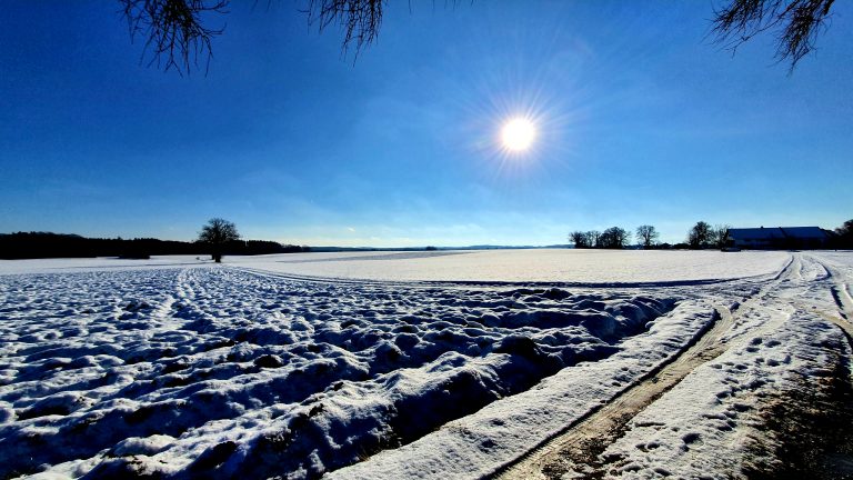 svg+xml,%3Csvg%20xmlns= Biken im Winter